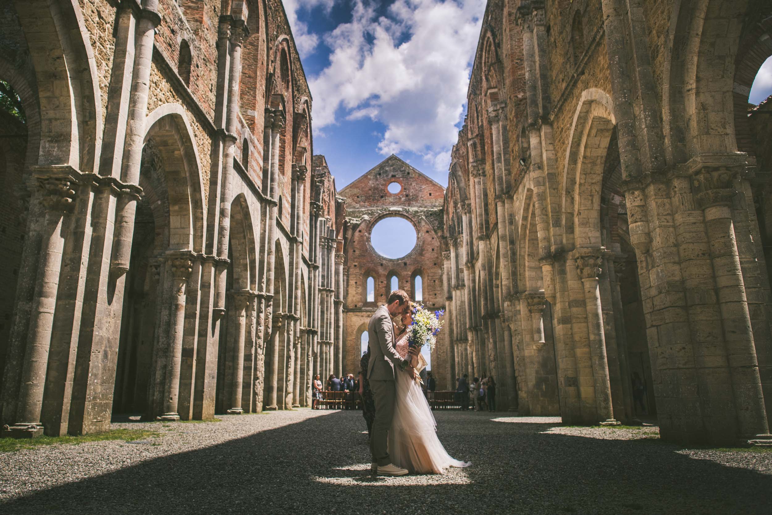 Gareth e Martina - Matrimonio presso Abbazia di San Galgano, Siena, 1/06/2019
