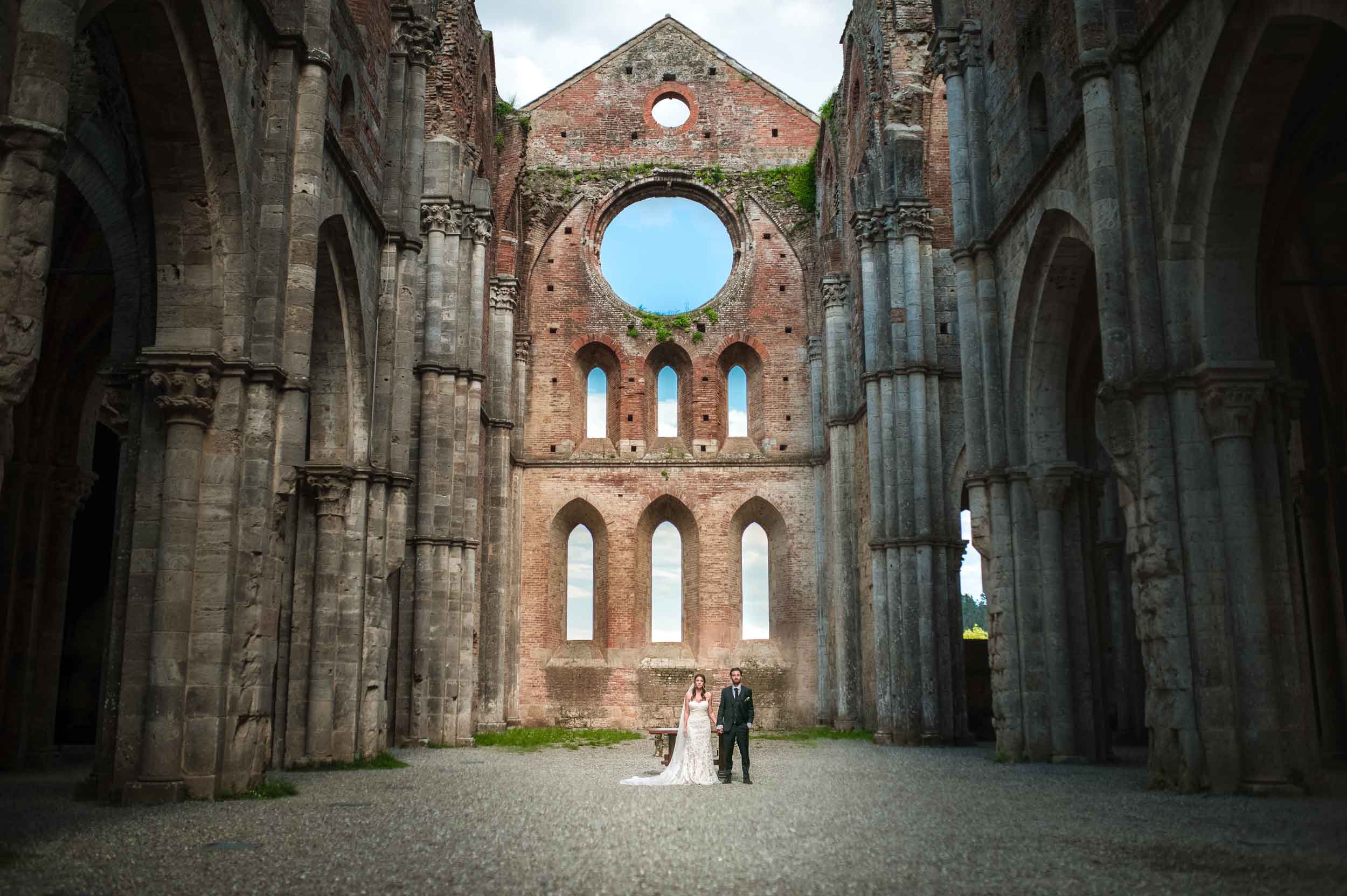 Wedding in San Galgano Abbey Tuscany