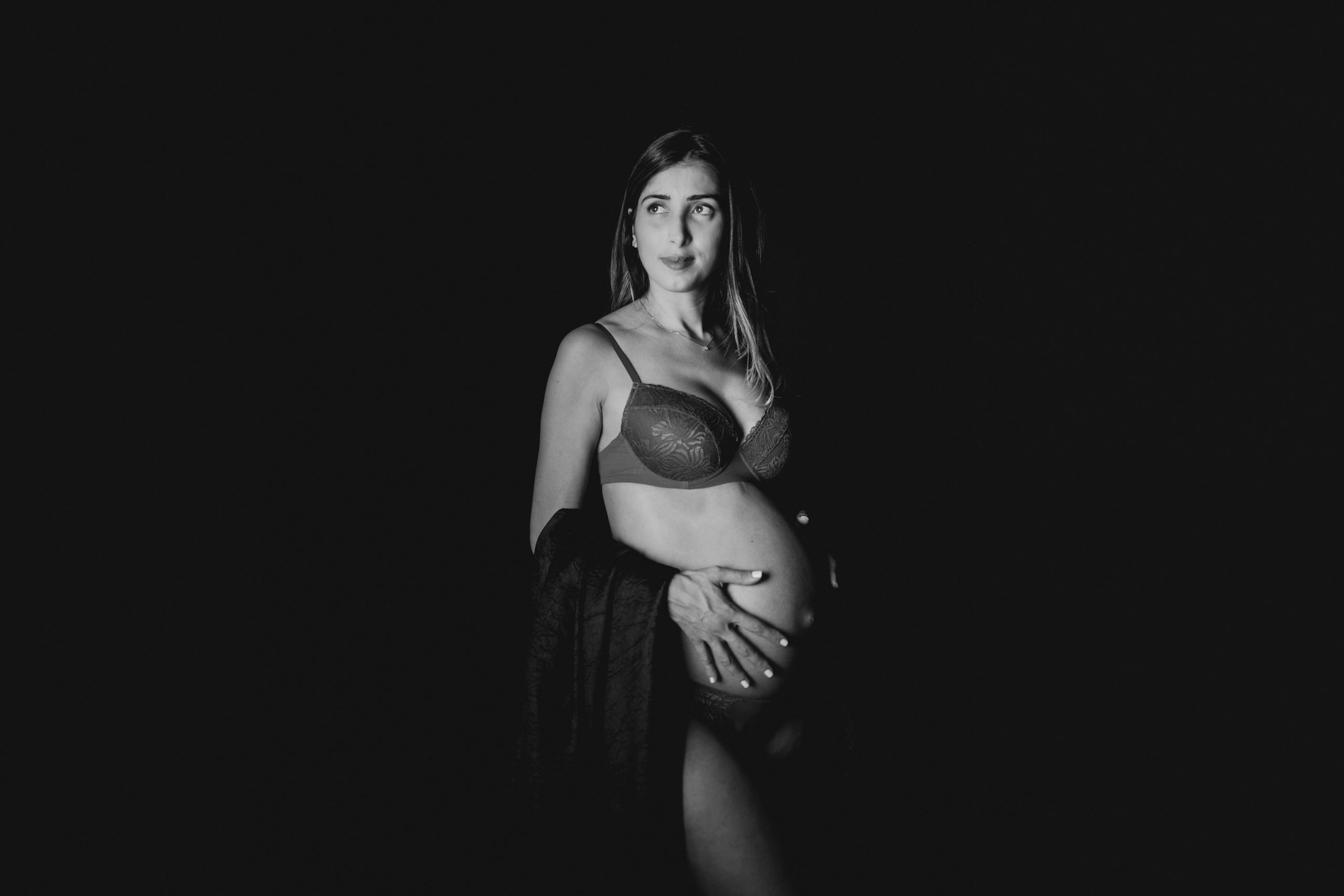 Pregnancy Studio Portrait Siena